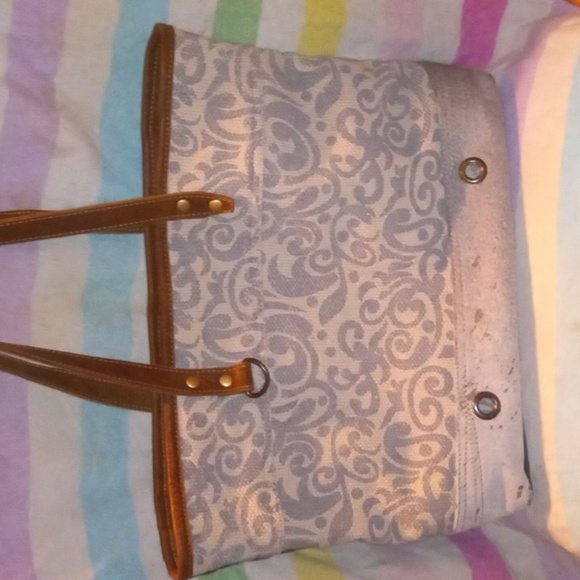 Bag - Picture 1 of 3